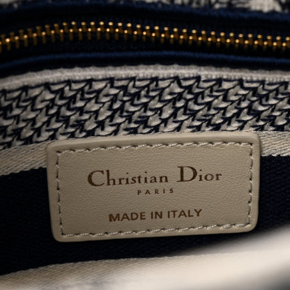 Christian Dior Canvas Embroidered Toile De Jouy Soleil Medium Lady D-Lite Blue 5 of 11
