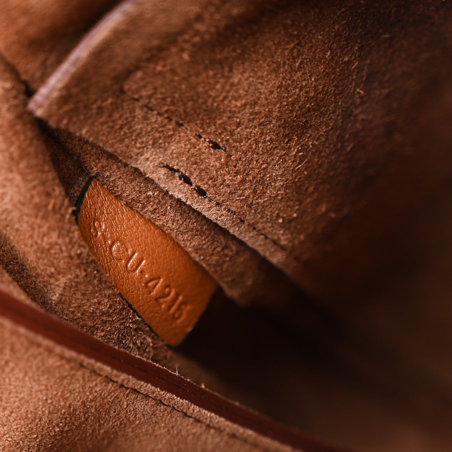 Shiny Lambskin Soft Triomphe Besace Bag Soft Tan