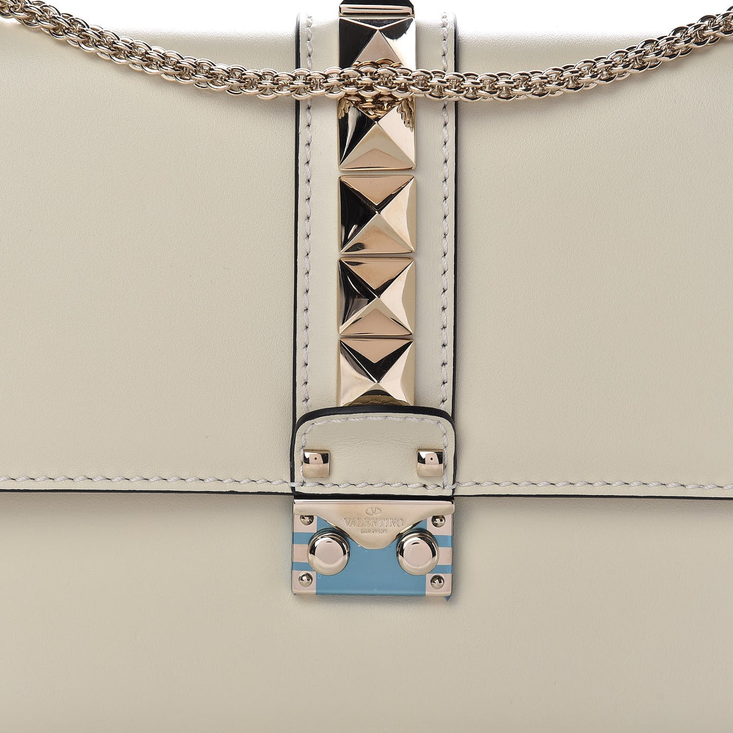 Vitello Medium Glam Lock Rockstud Flap Light Ivory