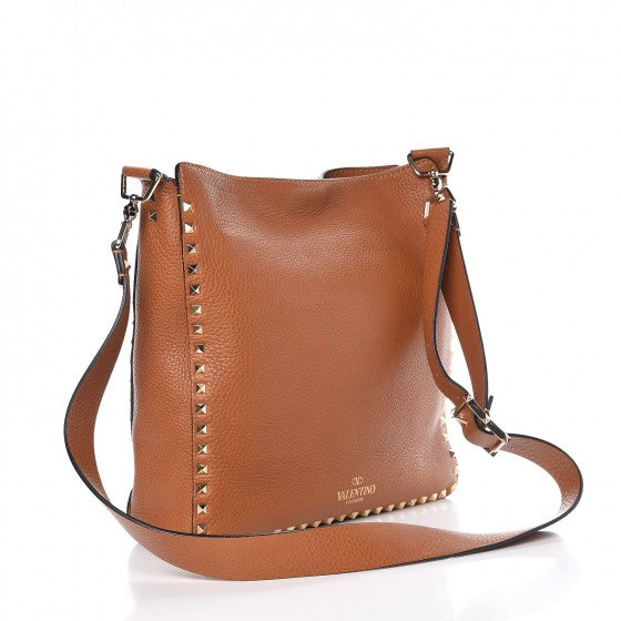 Valentino Garavani Pebbled Calfskin Large Rockstud Flip-Lock Messenger Bag Light Cuir 3 of 7