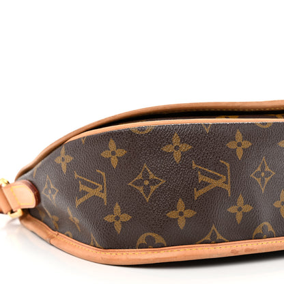 Louis Vuitton Monogram Menilmontant PM 8 of 10