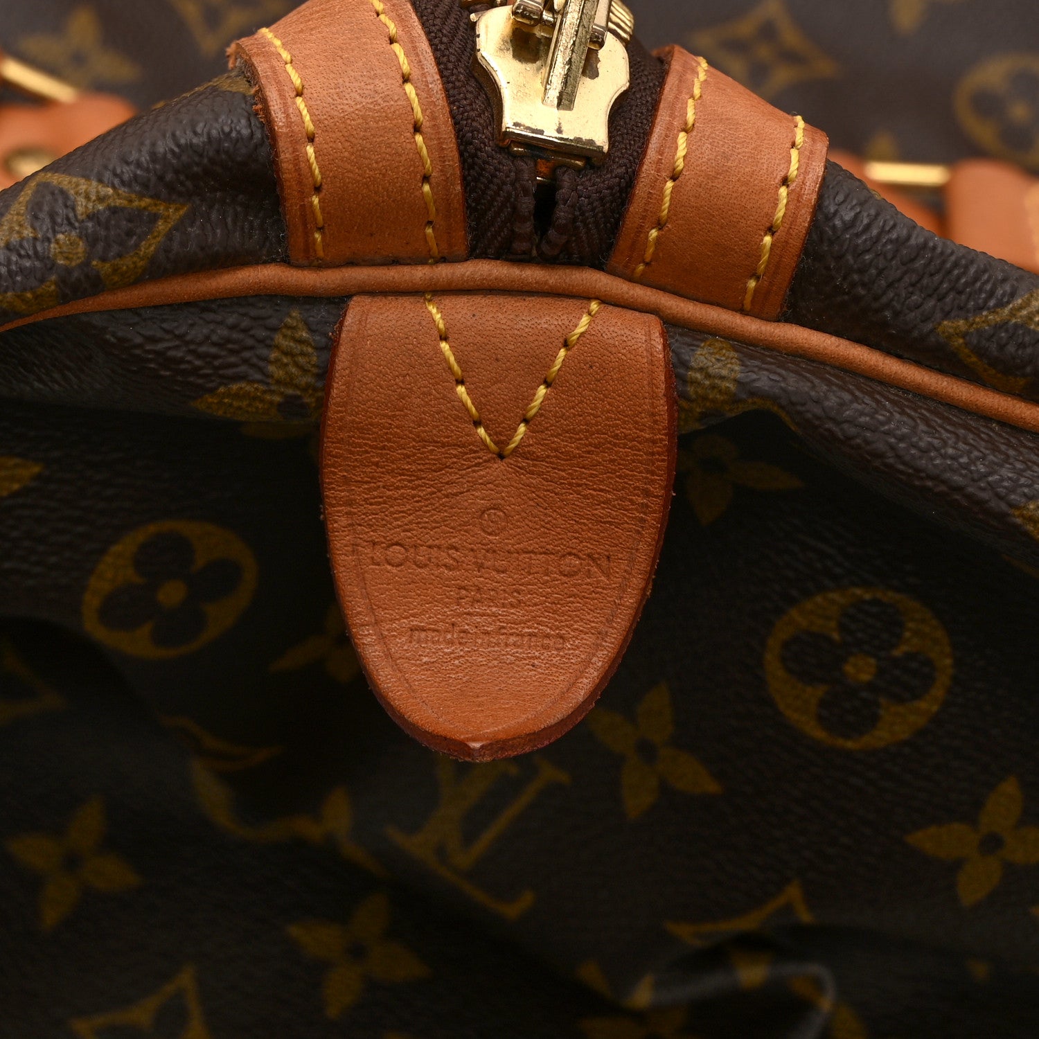 Louis Vuitton Monogram Sac Souple 55 5 of 9