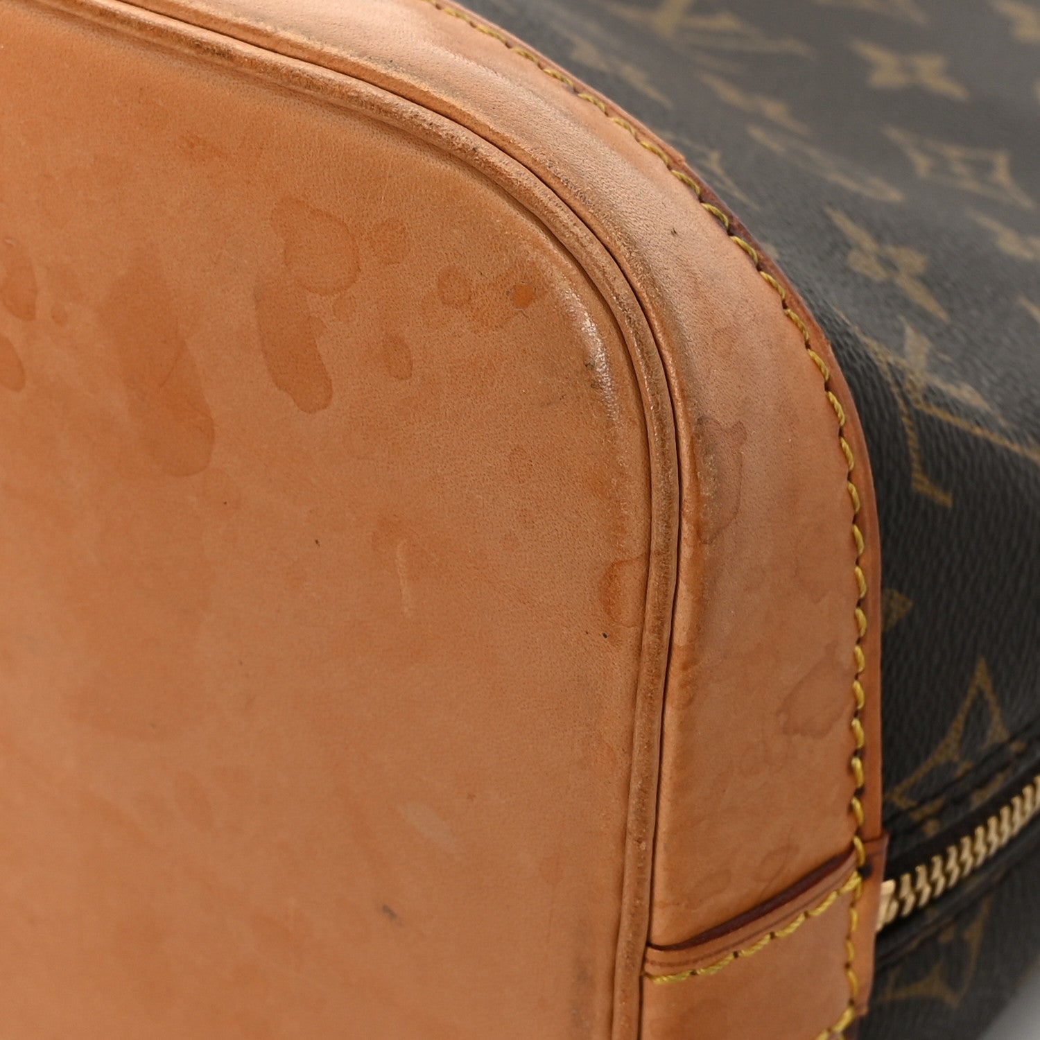 Louis Vuitton Monogram Alma PM 9 of 13