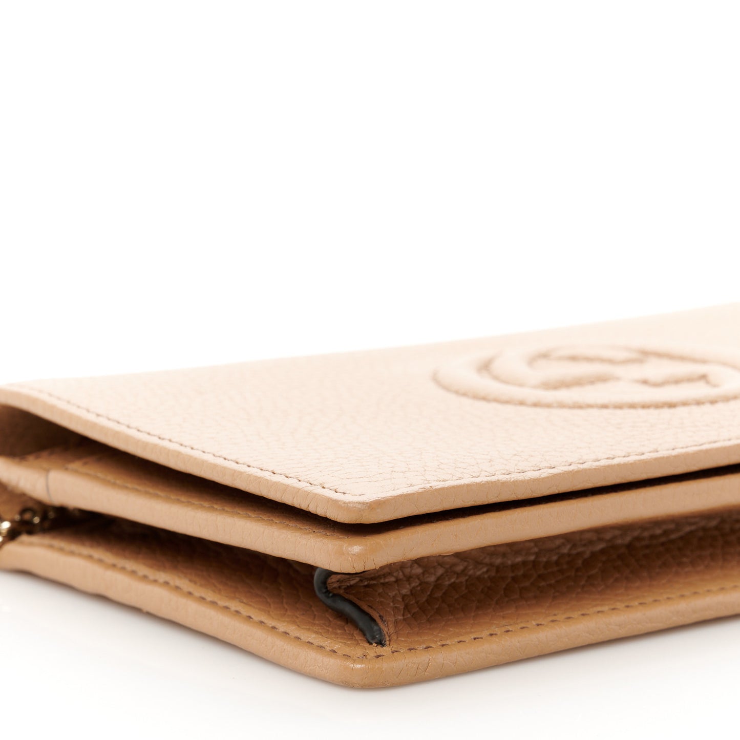 Pebbled Calfskin Soho Wallet On Chain Camelia