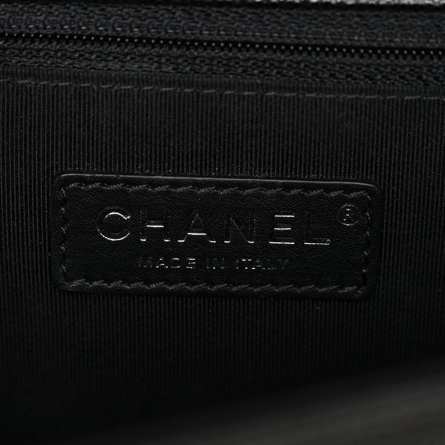 Caviar Quilted New Medium Boy Flap Black