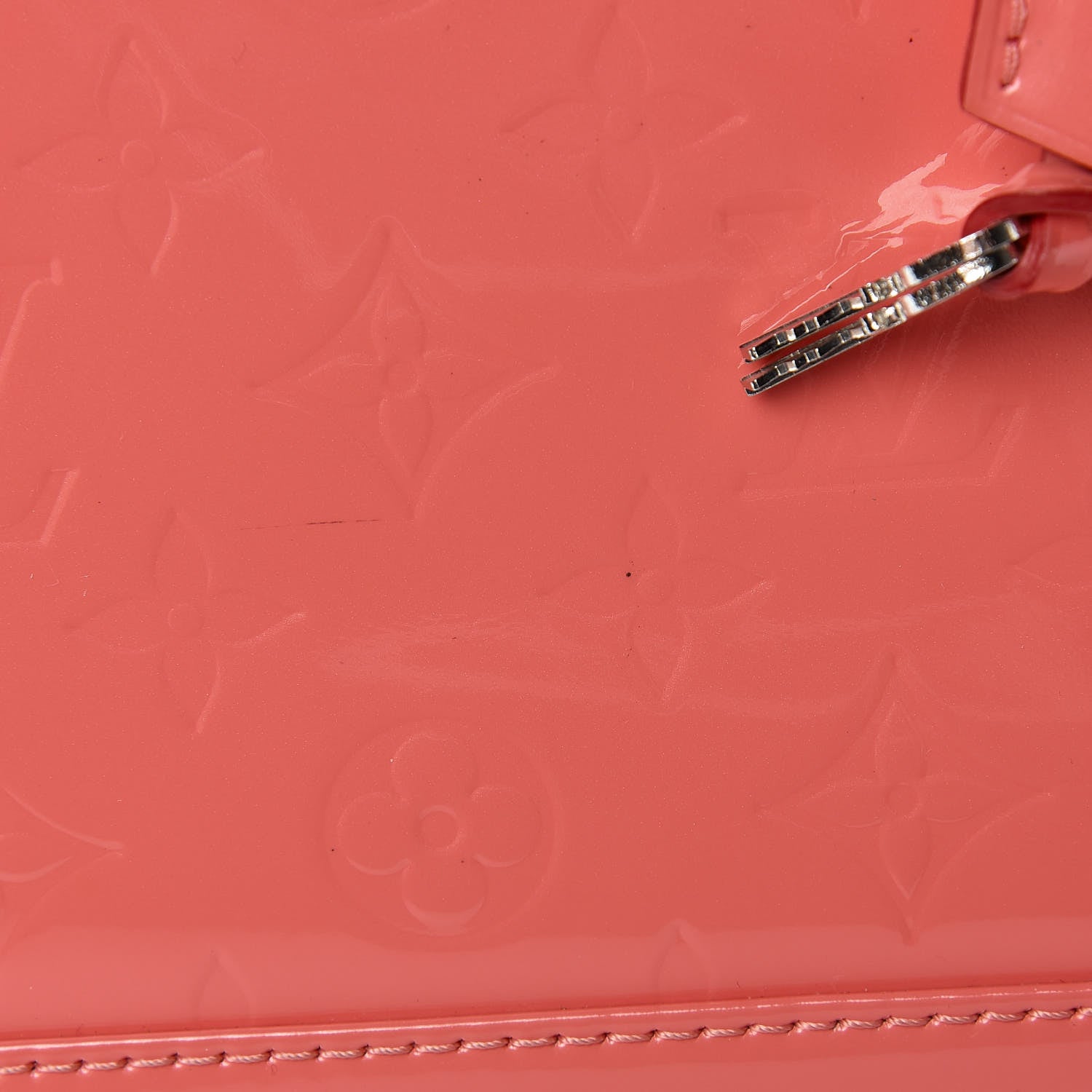 Louis Vuitton Vernis Alma PM Rose Litchi 18 of 20