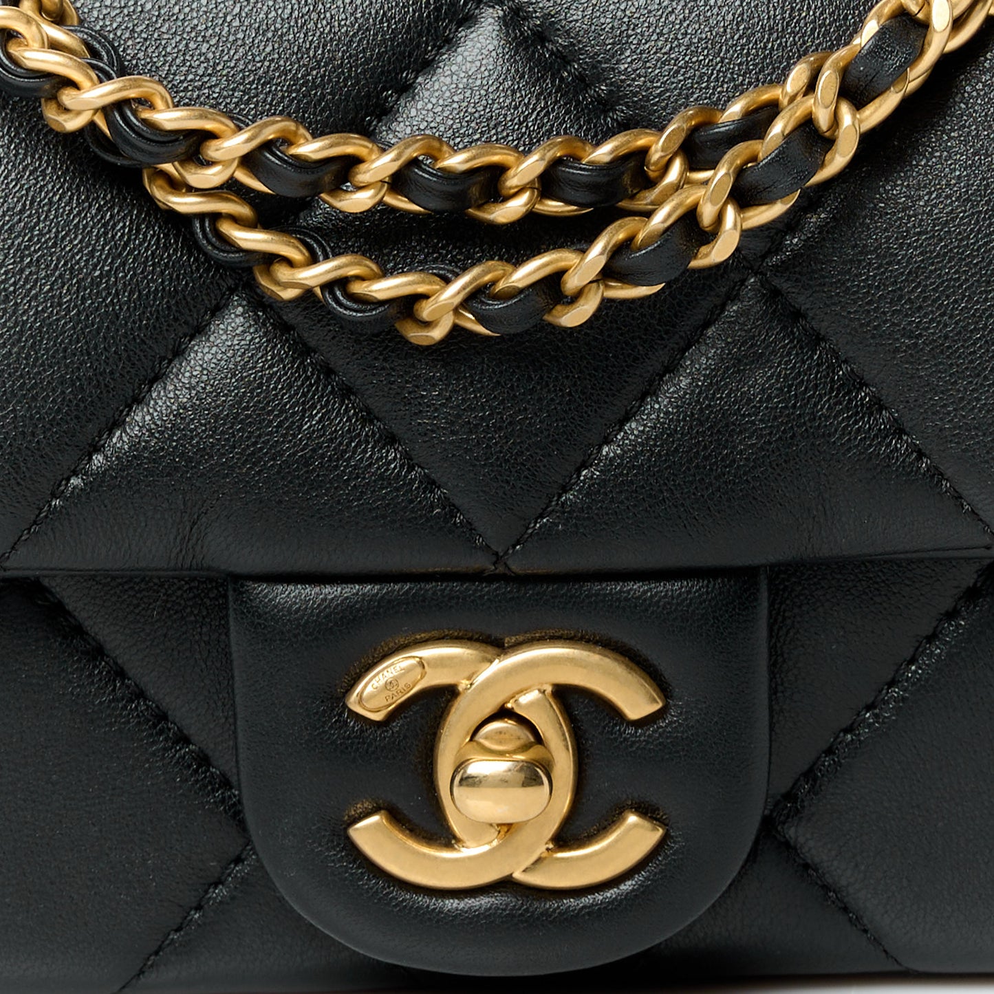 Lambskin Pearl Quilted Mini Flap Black