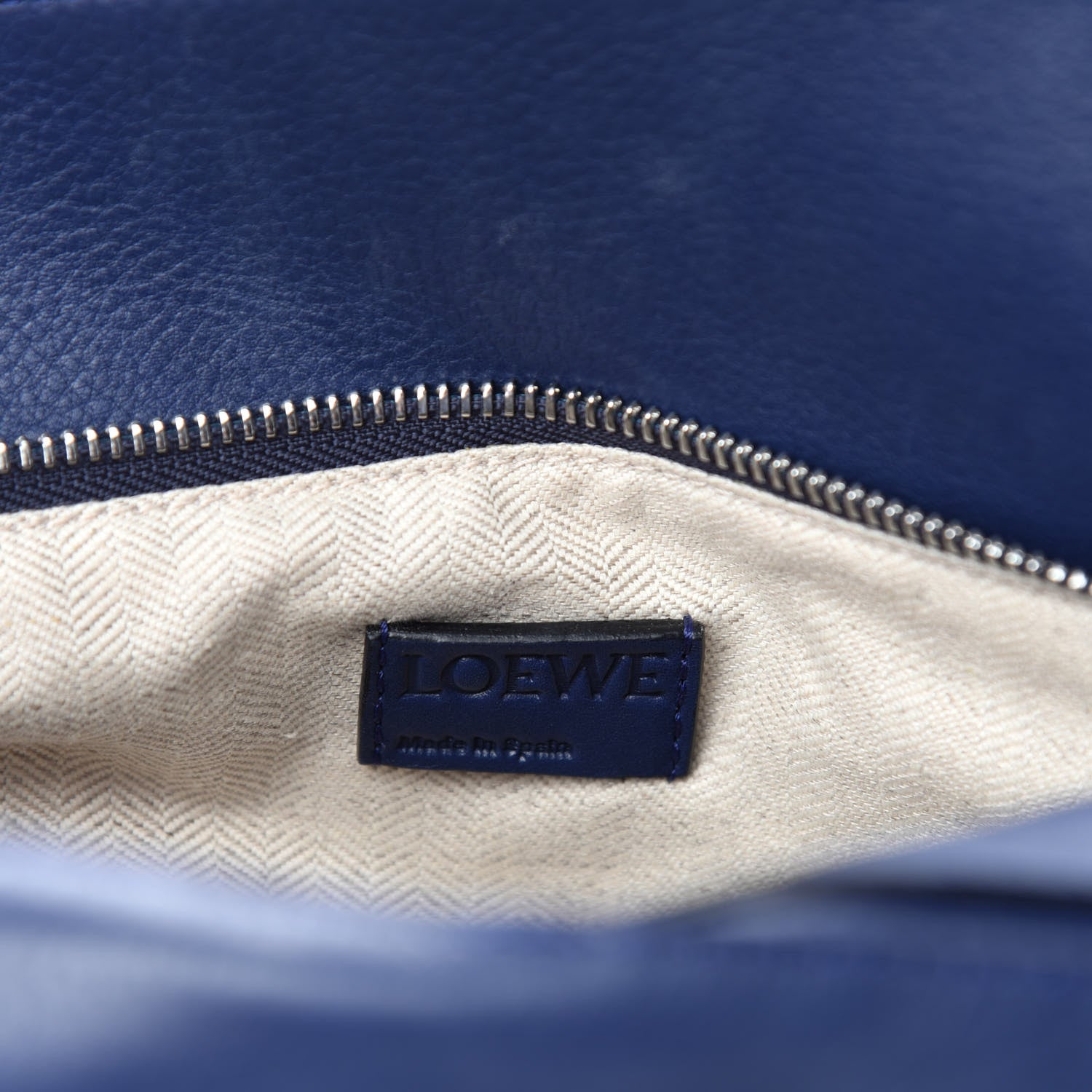 Loewe Calfskin Medium Puzzle Bag Marine 8 of 10