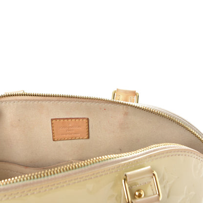 Louis Vuitton Vernis Alma PM Blanc Corail 18 of 28