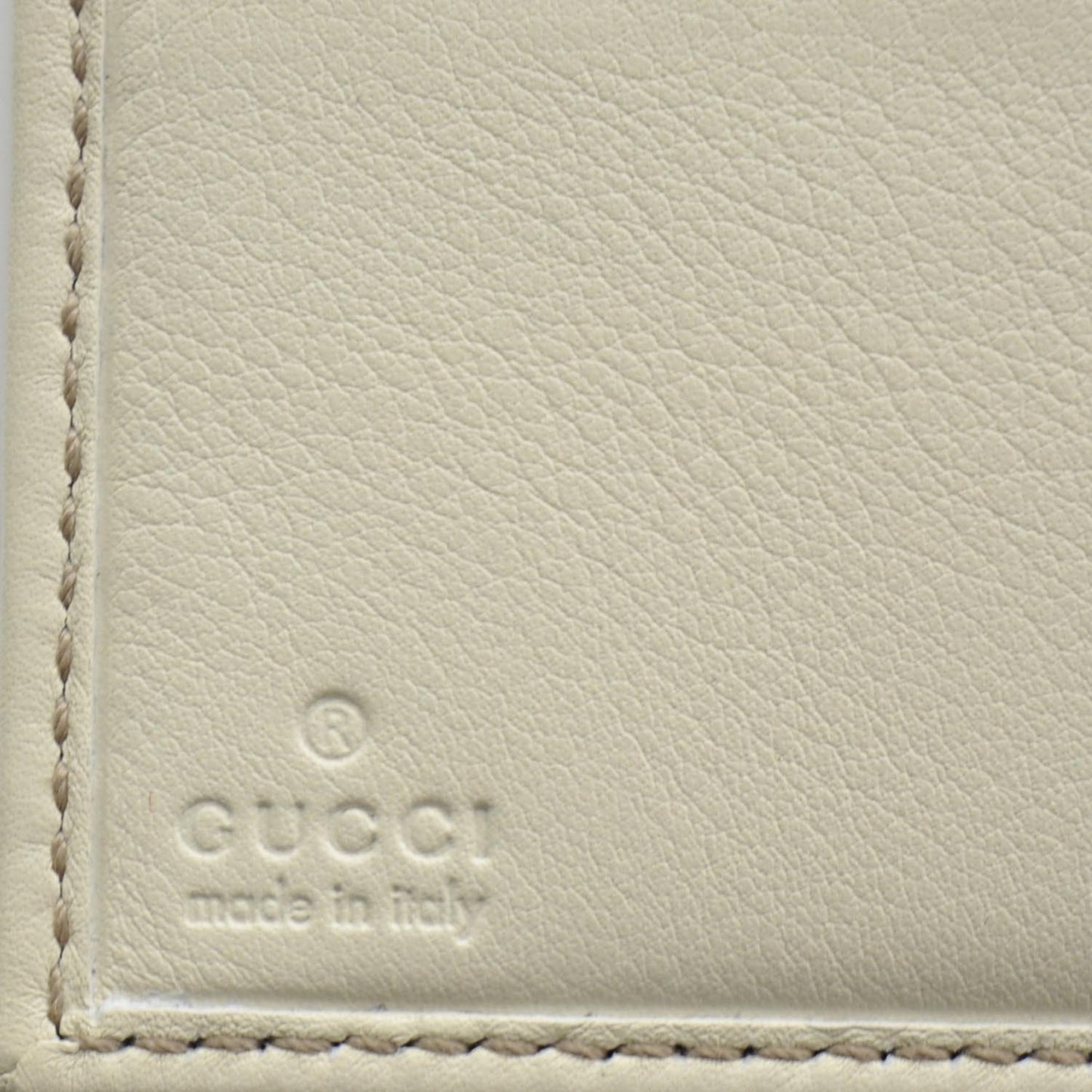 Leather Compact Britt Wallet Ivory