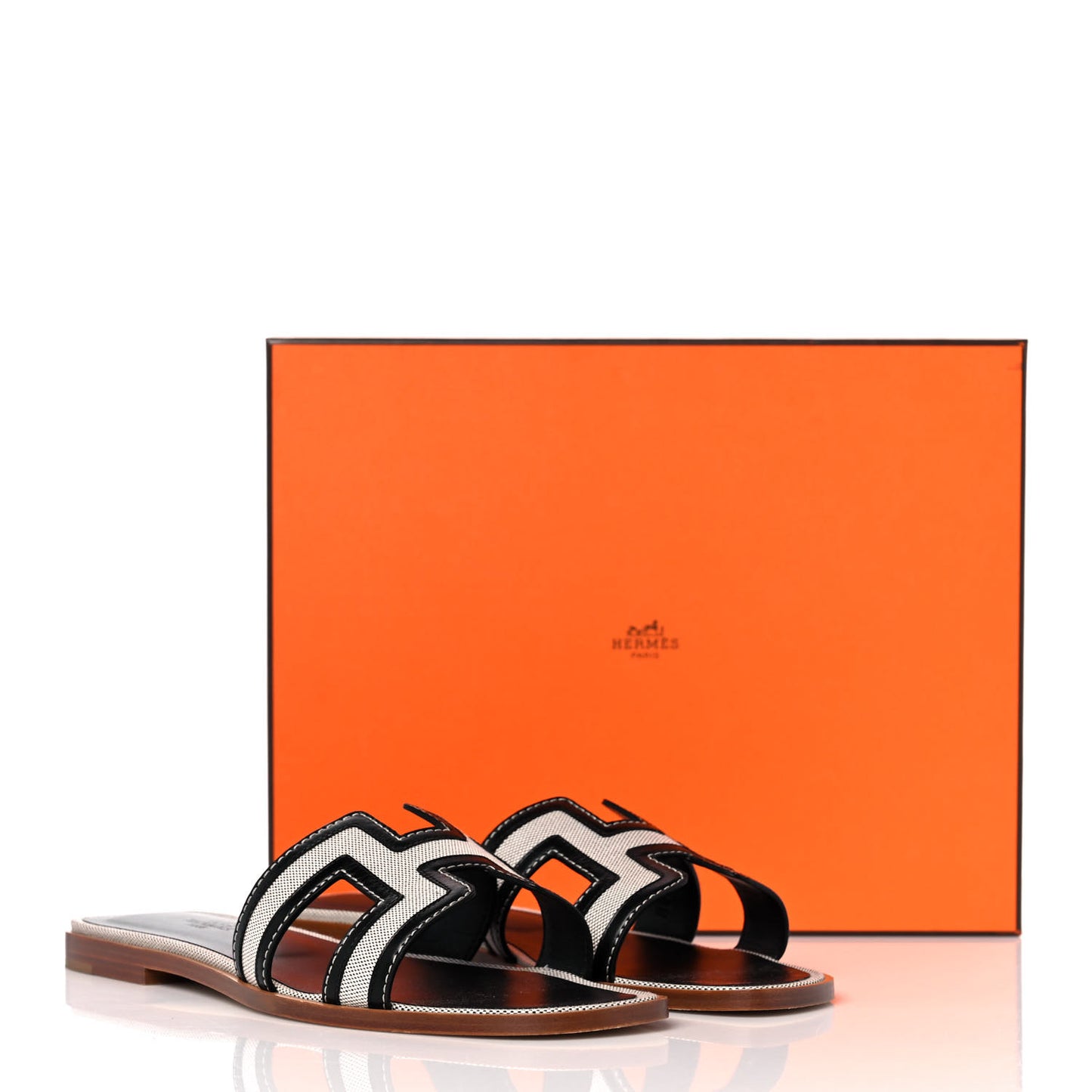 Calfskin Canvas Oran Sandals 40 Black