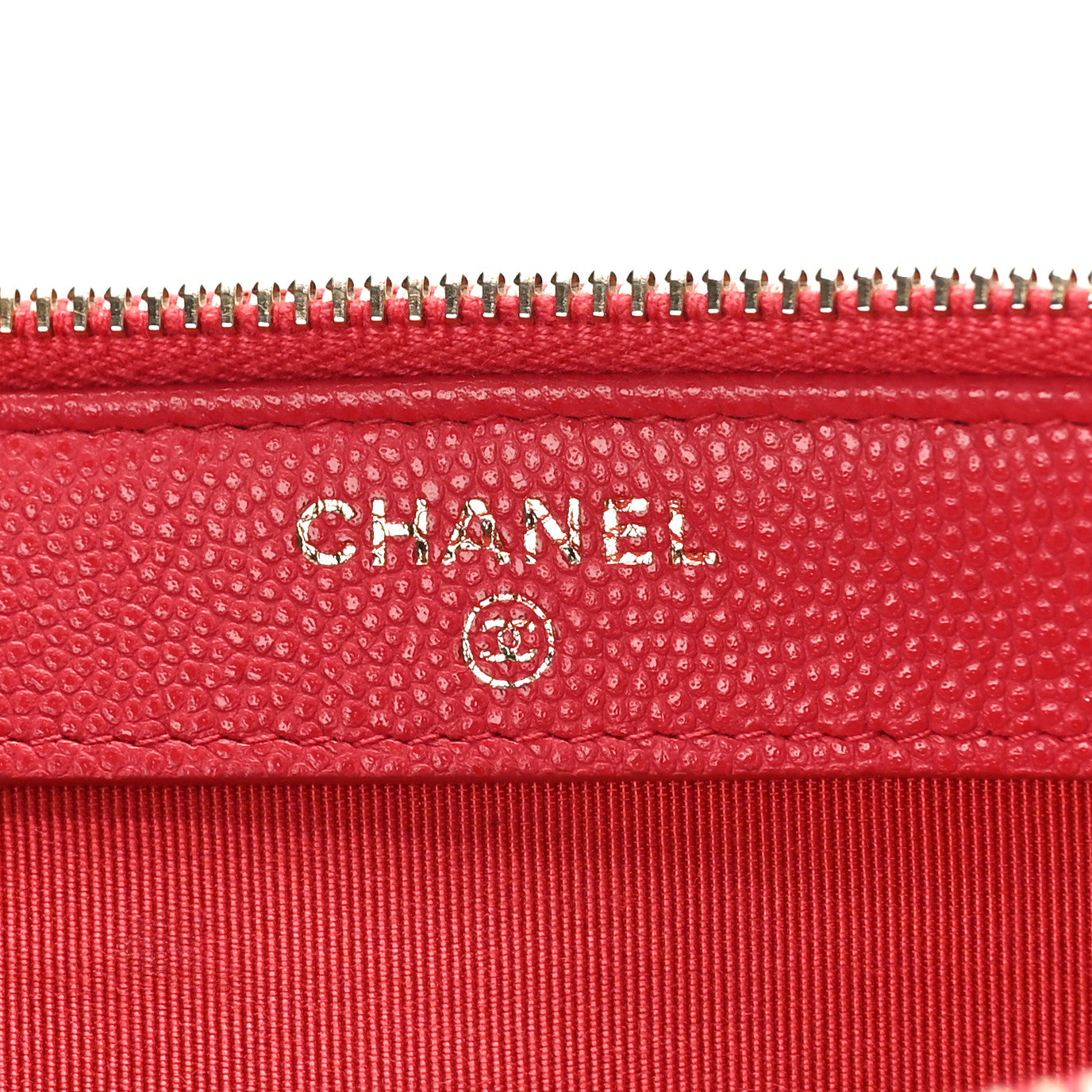 Caviar Quilted Small Clutch With Chain Pink