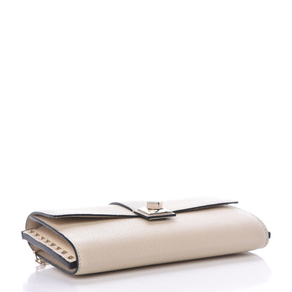 Valentino Garavani Pebbled Calfskin Rockstud Chain Clutch Light Ivory 4 of 14