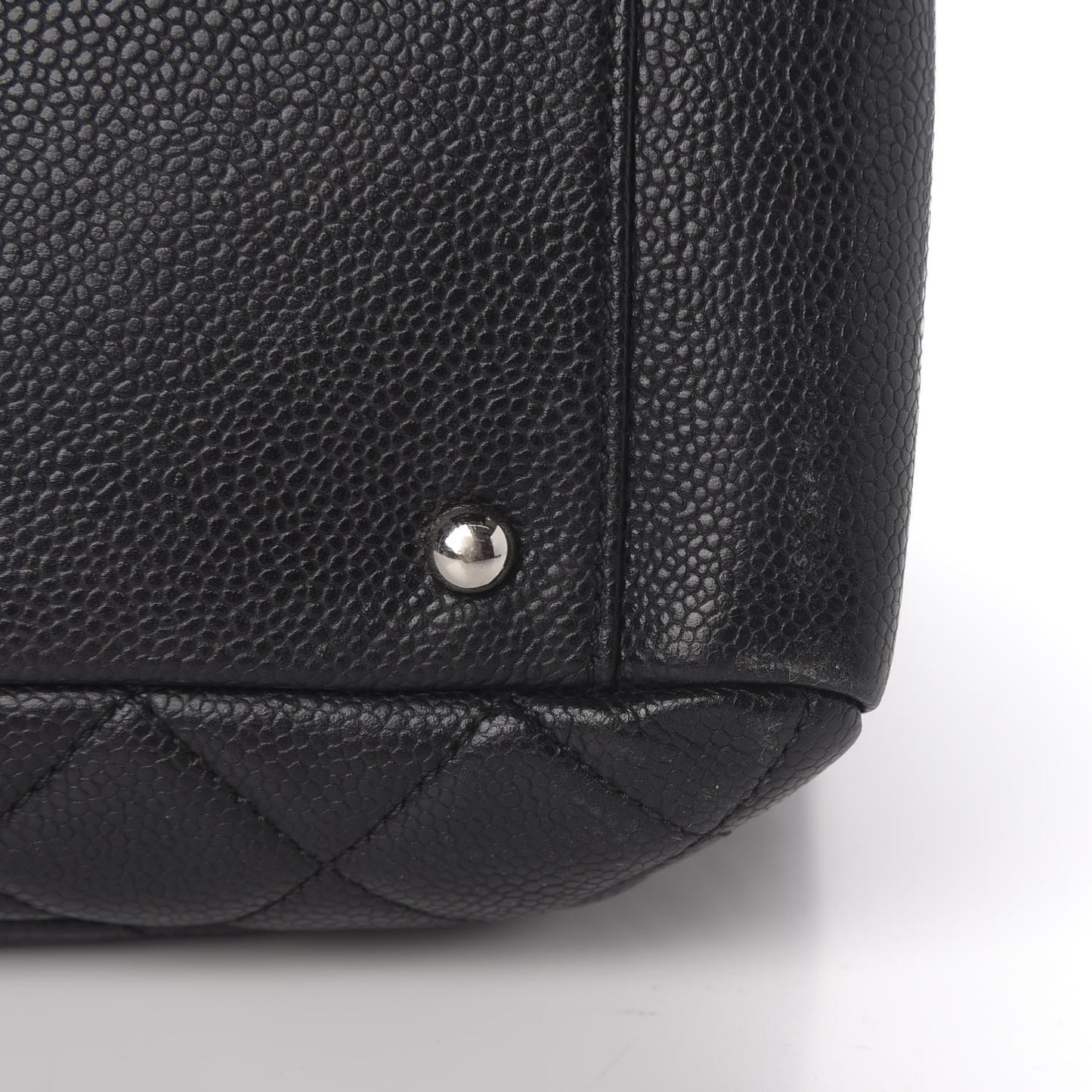 Caviar Quilted XL Grand Shopping Tote GST Black