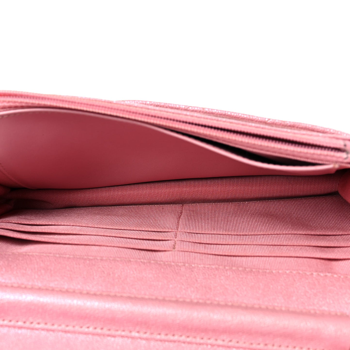 Iridescent Caviar Quilted Wallet on Chain WOC Pink