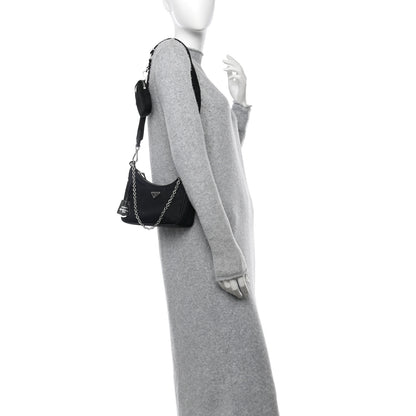 Prada Nylon Re-Edition 2005 Shoulder Bag Black 2 of 10