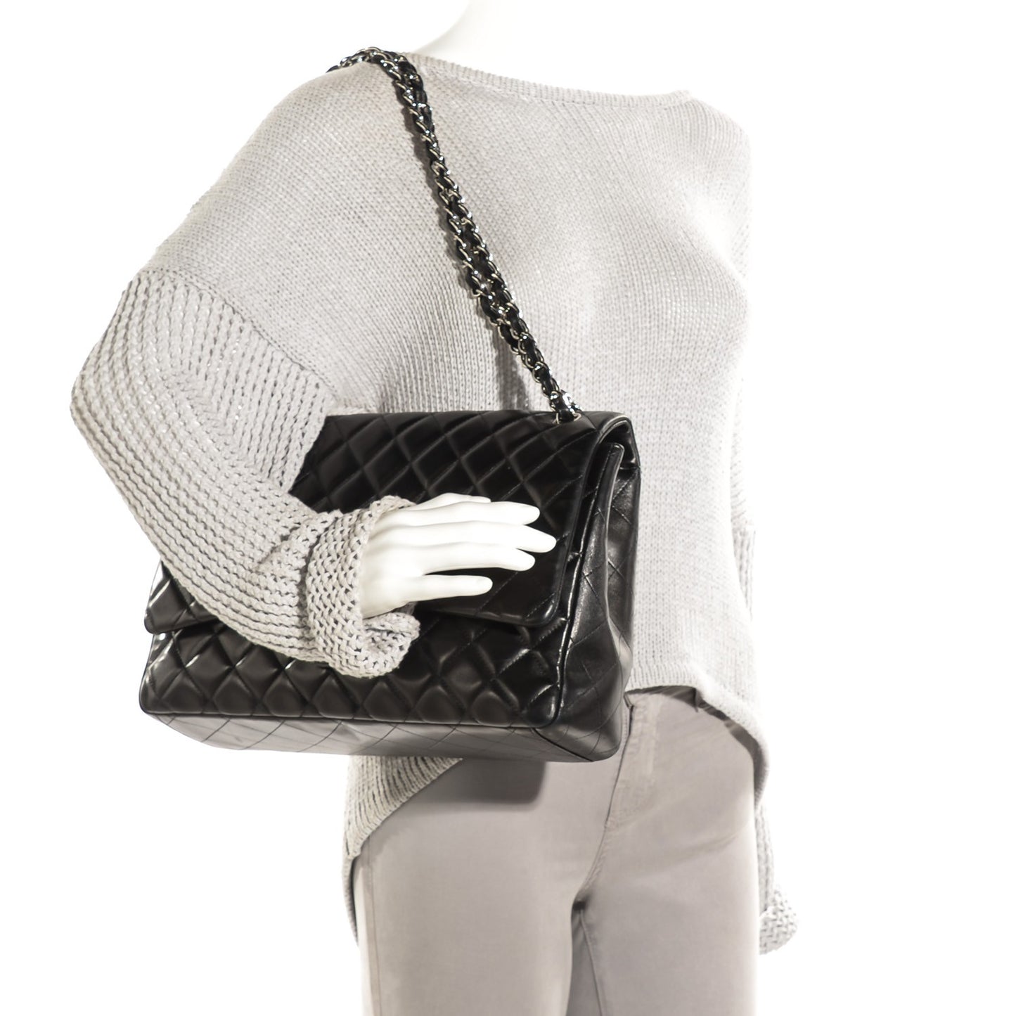 Lambskin Quilted Maxi Single Flap Black