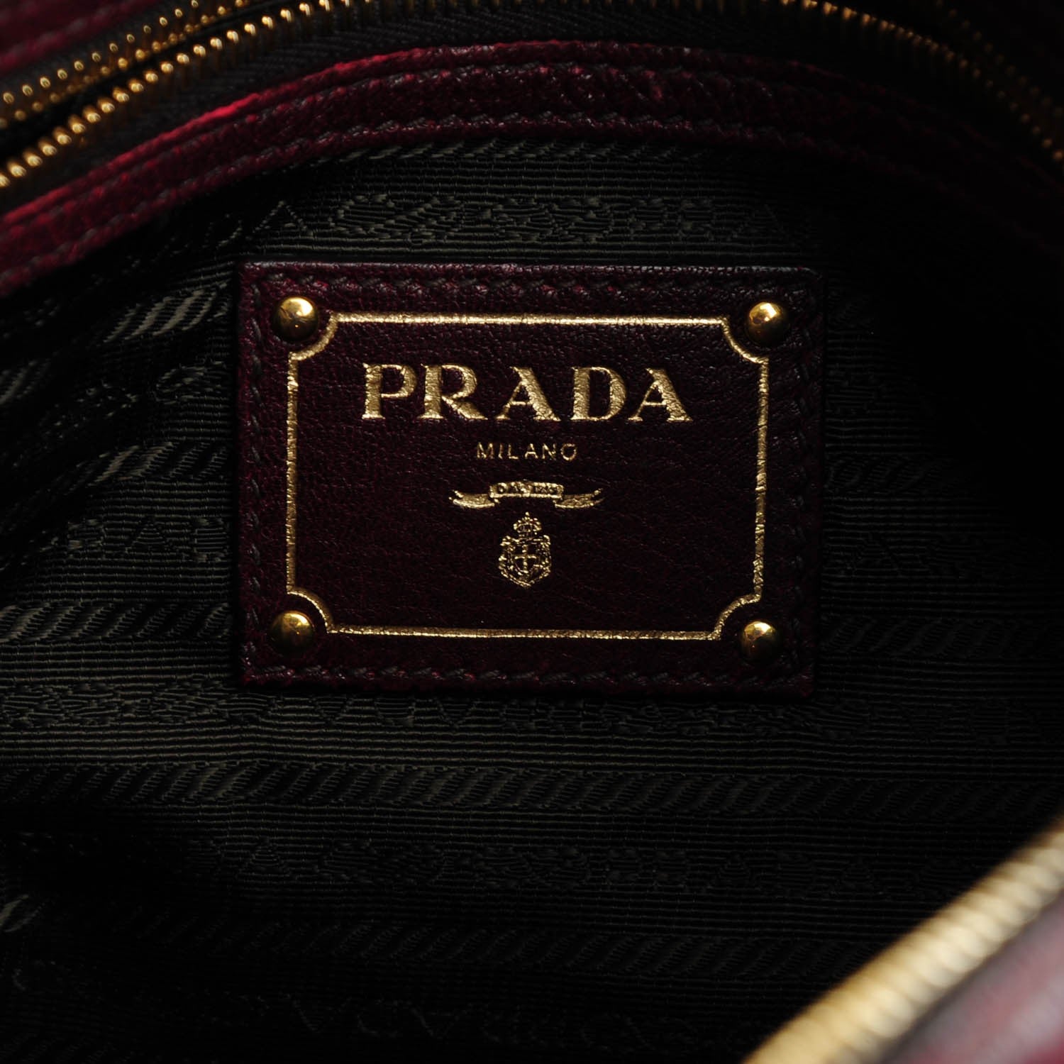 Prada Cervo Deerskin Bauletto Amaranto 7 of 9