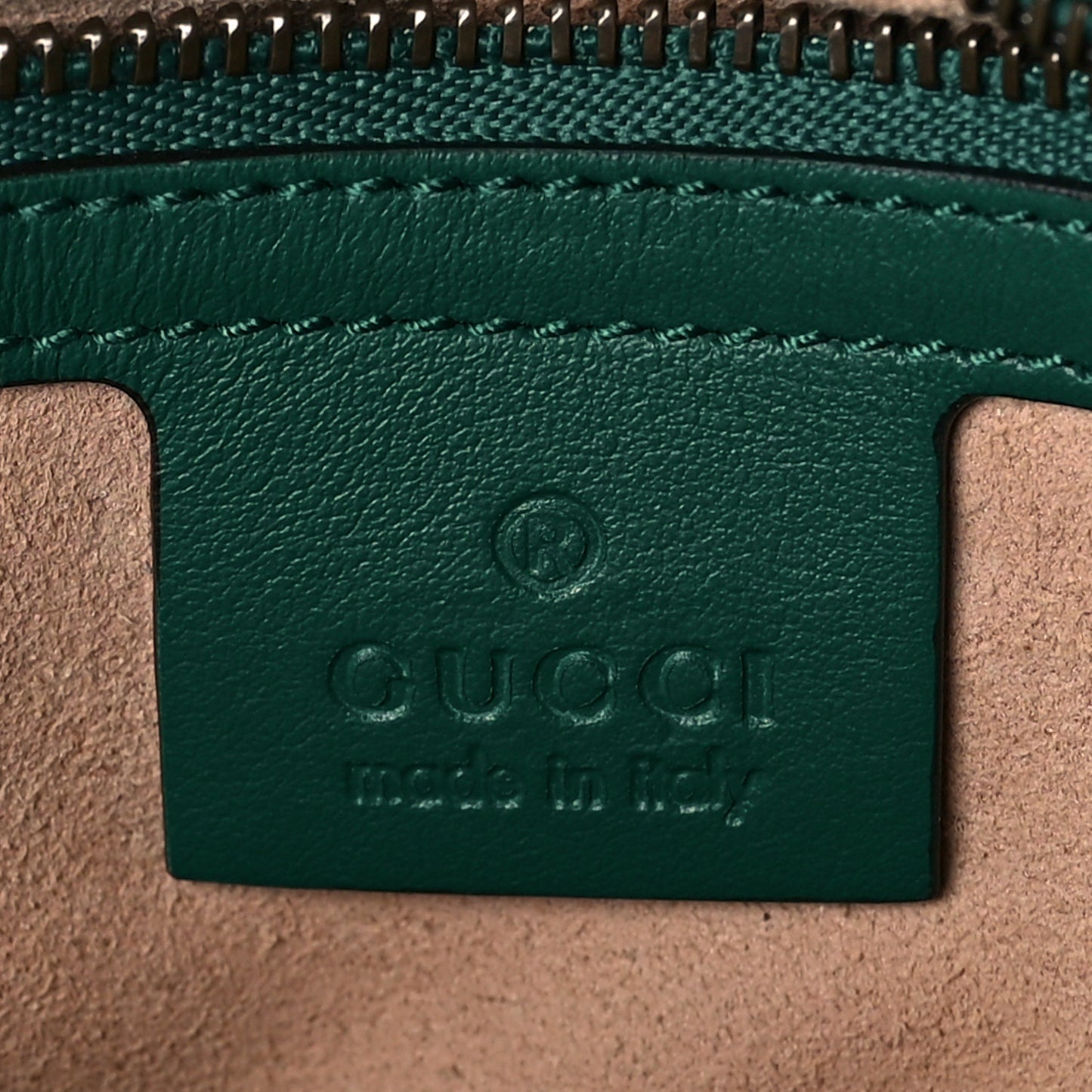 Calfskin Matelasse Small GG Marmont Shoulder Bag Emerald Green