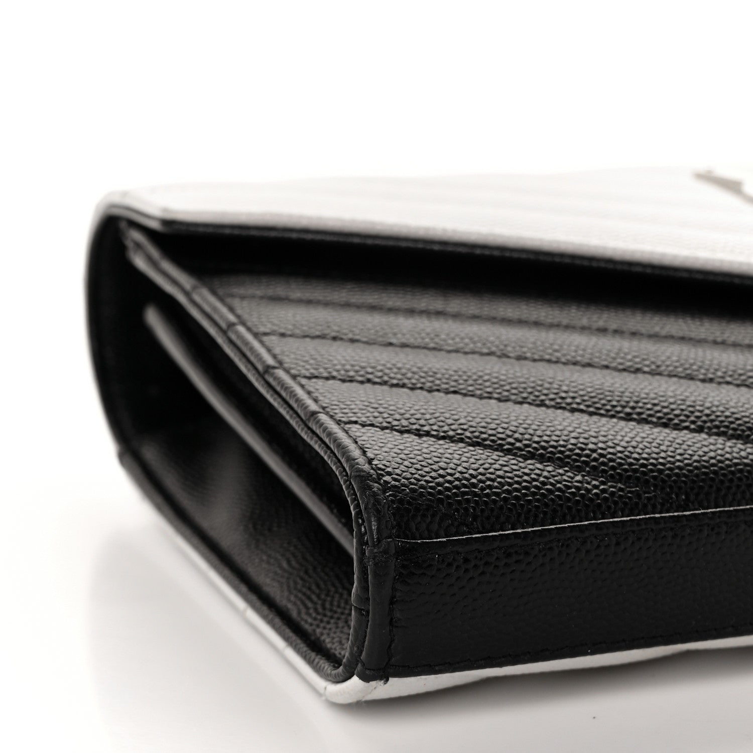 Saint Laurent Grain De Poudre Matelasse Chevron Bi-Color Monogram Chain Wallet White Black 7 of 10