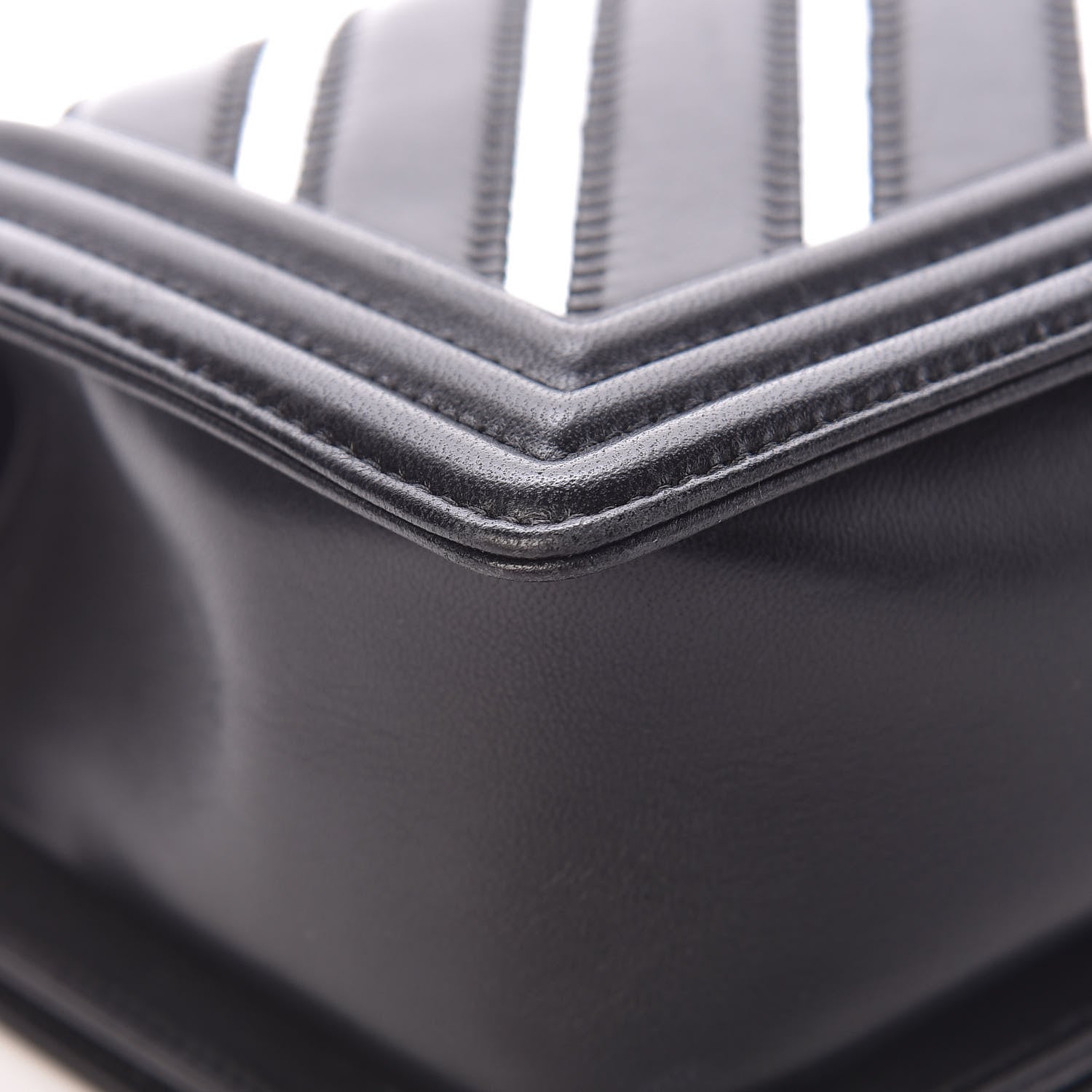 Chanel Lambskin Iridescent PVC Chevron Quilted Medium Boy Flap Black Silver 12 of 12