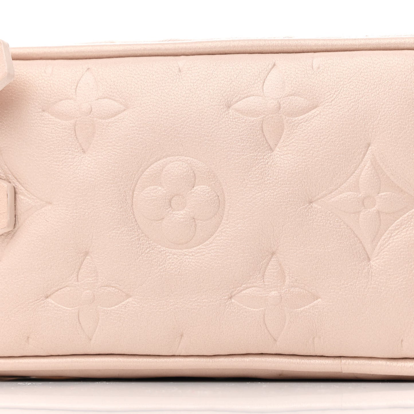 Lambskin Embossed Monogram Fall In Love Sac Coeur Light Pink