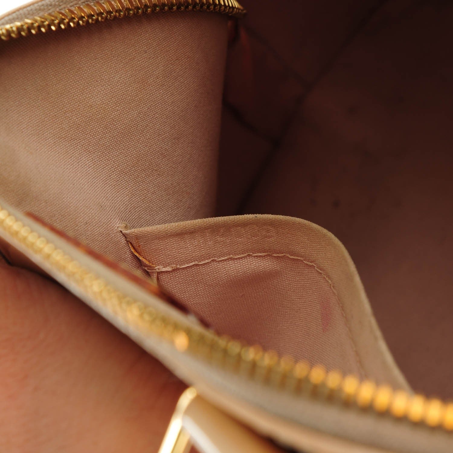 Louis Vuitton Vernis Alma BB Noisette 7 of 7