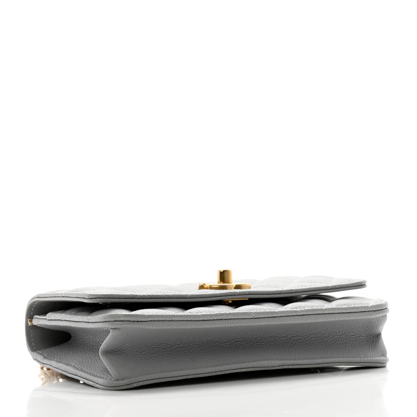 Caviar Quilted Sweetheart Wallet On Chain WOC Grey