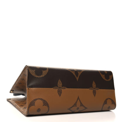 Louis Vuitton Reverse Monogram Giant Onthego MM 4 of 11