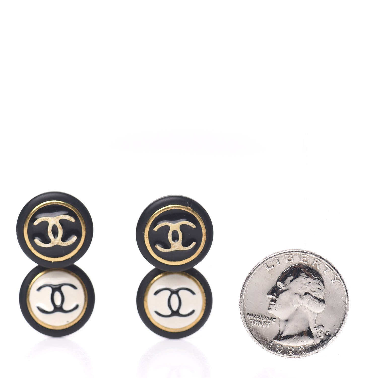 Chanel Enamel CC Clip On Earrings Ivory Gold Black 2 of 4