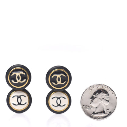 Chanel Enamel CC Clip On Earrings Ivory Gold Black 2 of 4