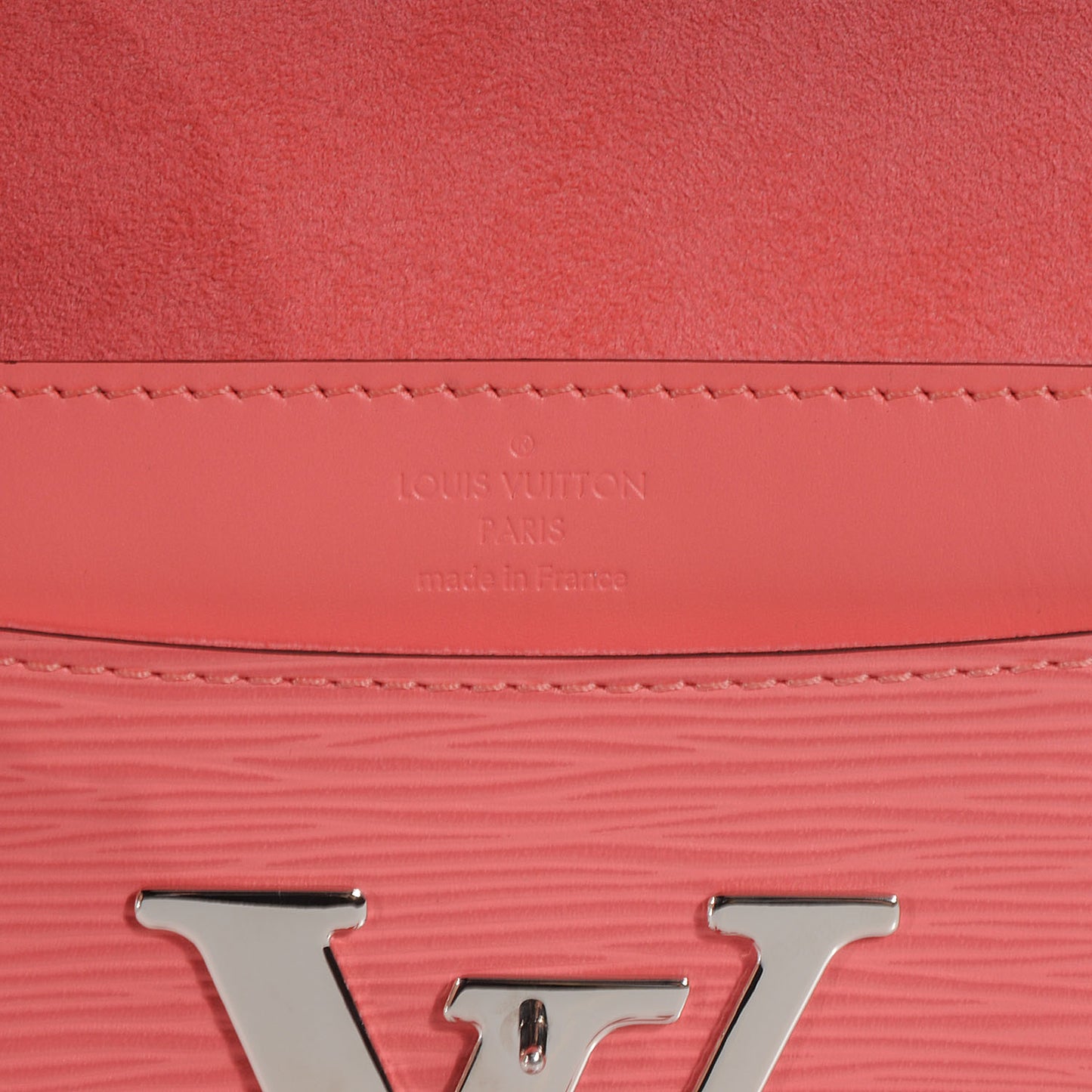 Epi Louise Strap PM Corail