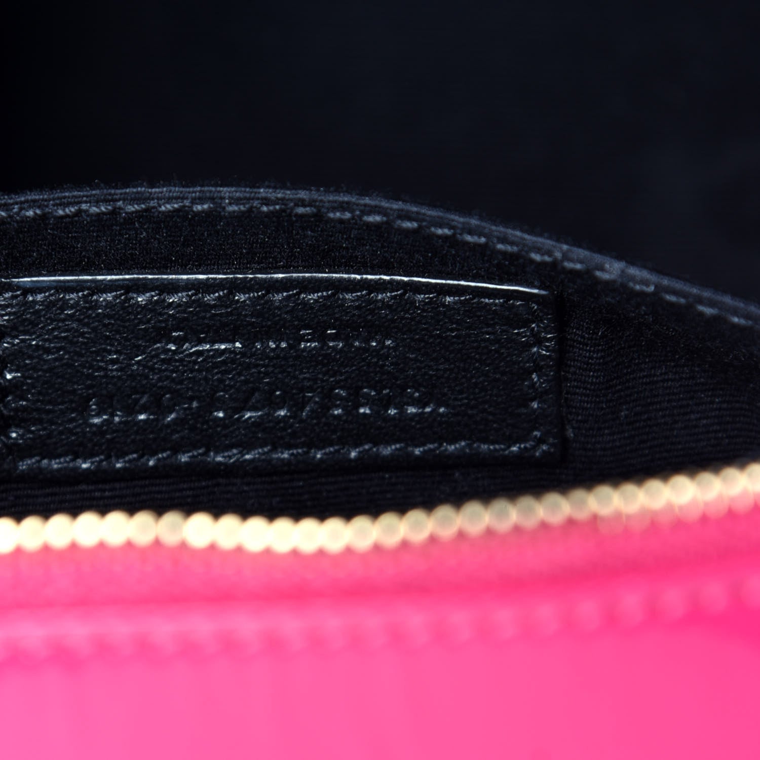Saint Laurent Patent Matelasse Monogram Toy Vicky Camera Bag Bubblegum 7 of 9