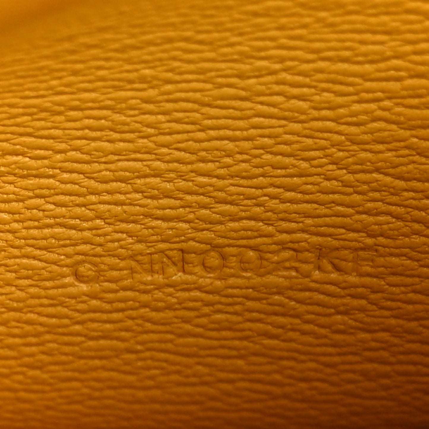 Shiny Alligator Kelly Longue Wallet Jaune Ambre