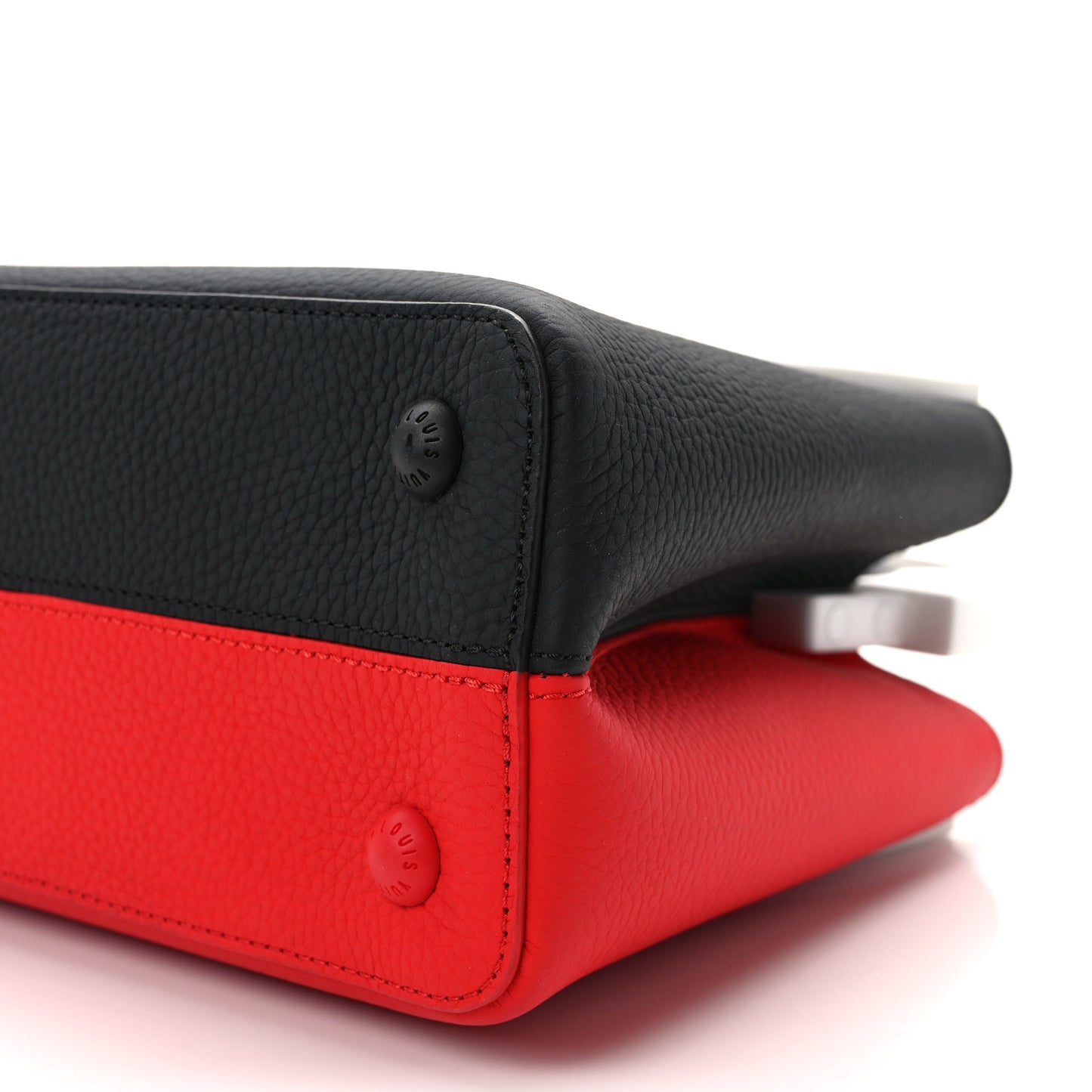 Calfskin Bolsa Capucines Black Rouge