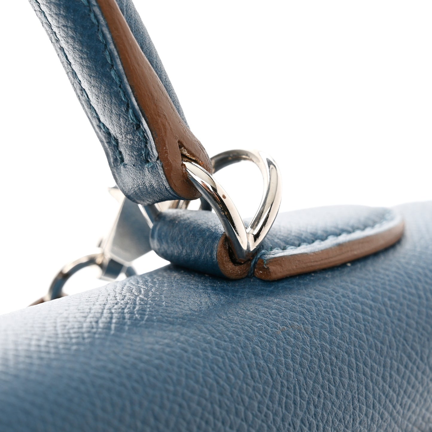 Epsom Kelly Flag Sellier 32 Bleu Thalassa White