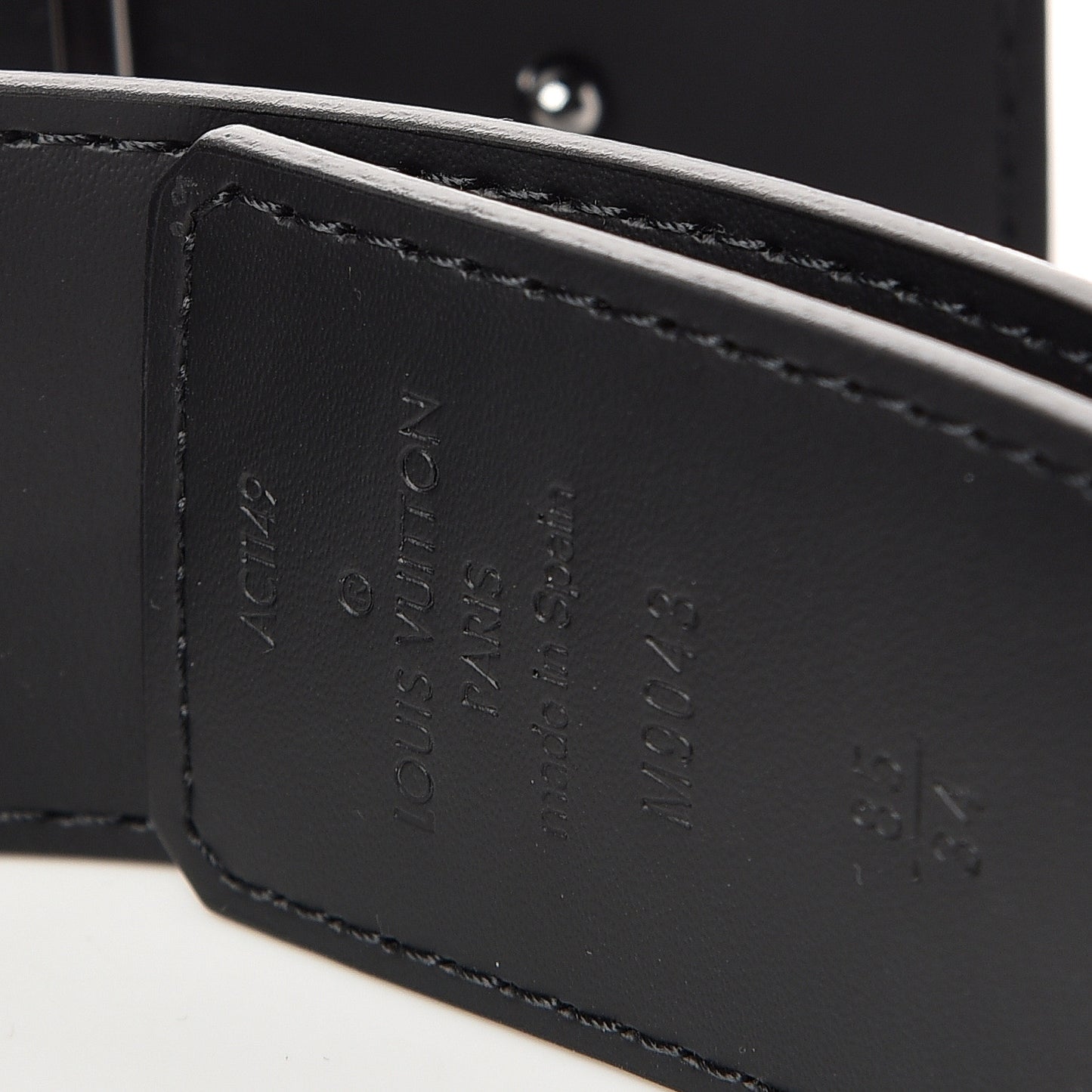 Monogram Eclipse Taigarama 40mm LV Initiales Reversible Belt 85 34 Black
