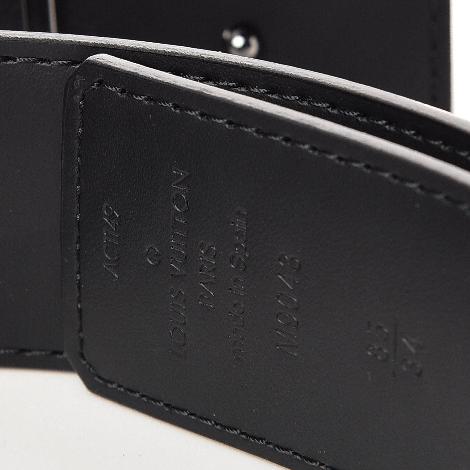 Louis Vuitton Monogram Eclipse Taigarama 40mm LV Initiales Reversible Belt 85 34 Black 3 of 4
