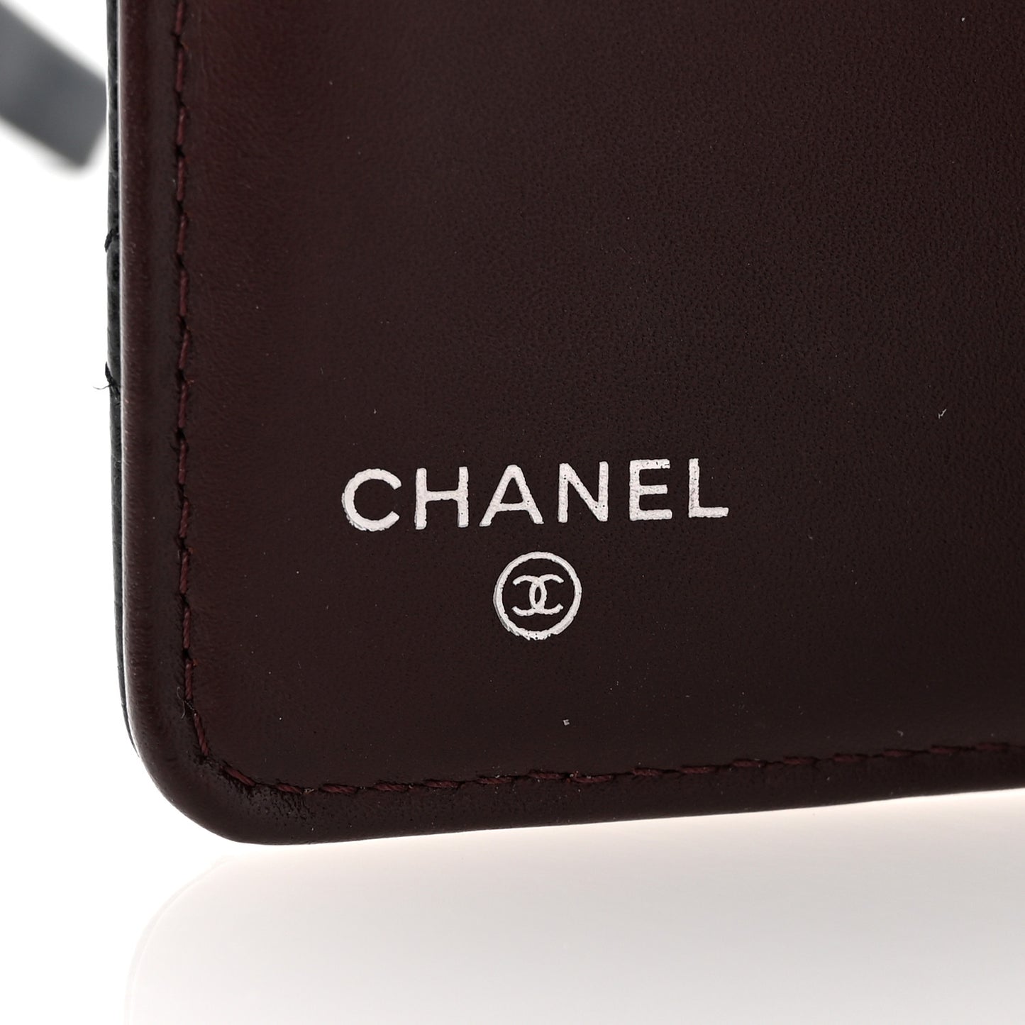 Caviar Quilted Yen Wallet Black