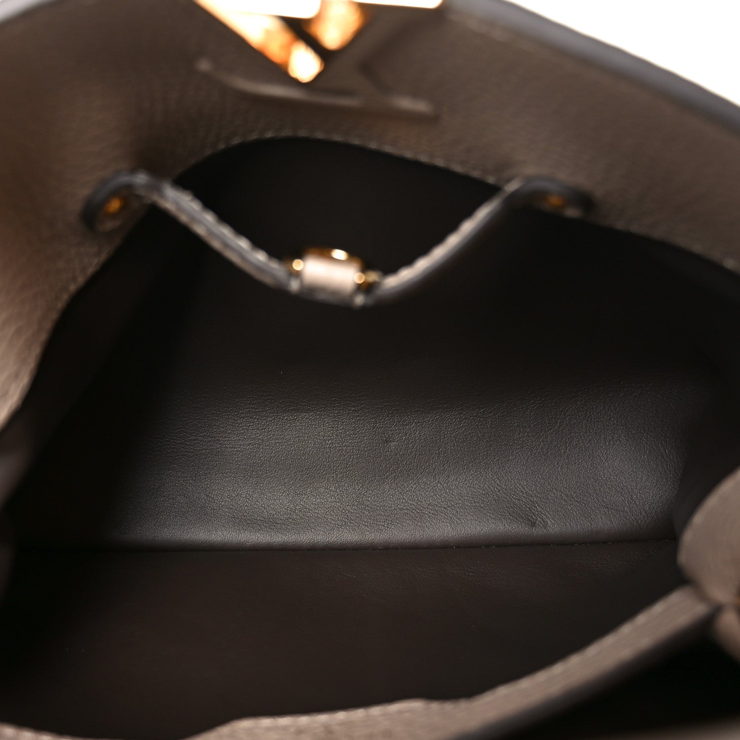 Louis Vuitton Taurillon Capucines BB Galet 5 of 9