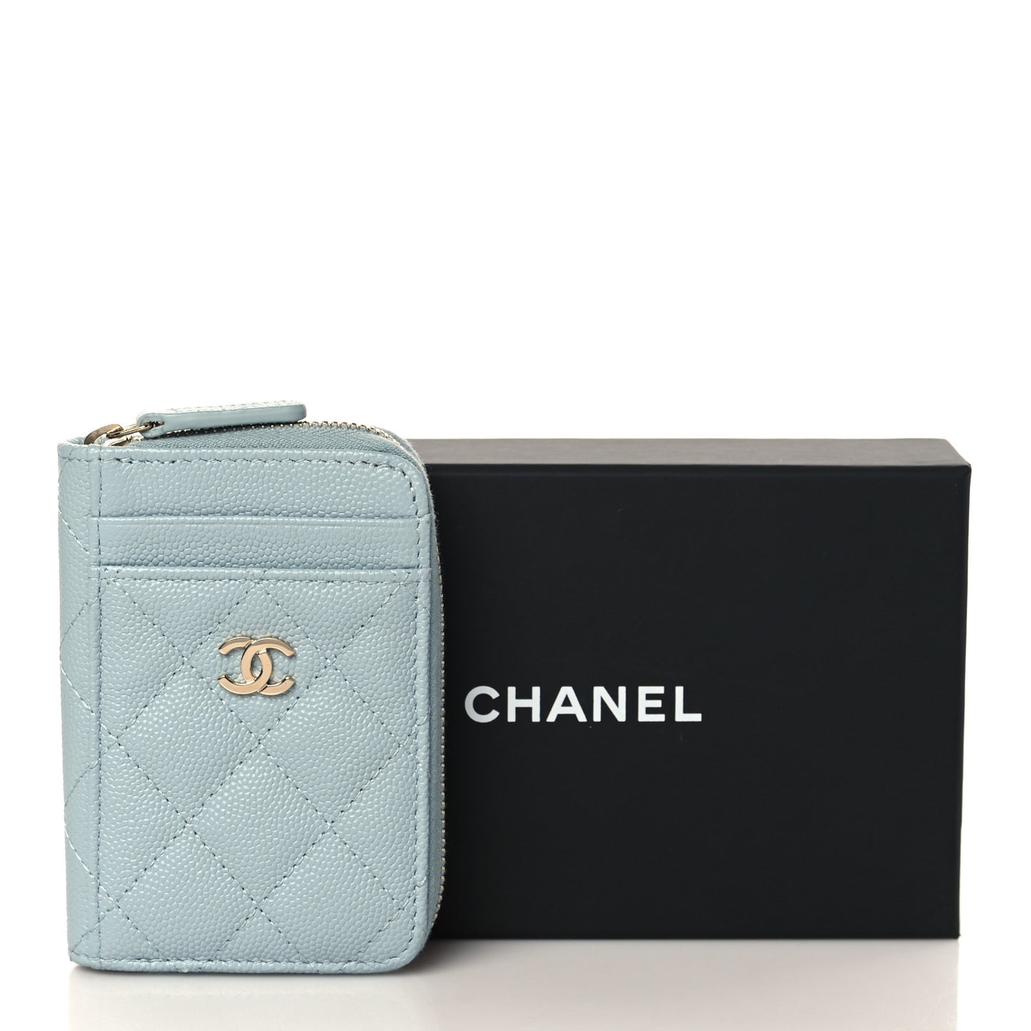 Caviar Quilted Zip Card Holder Light Blue