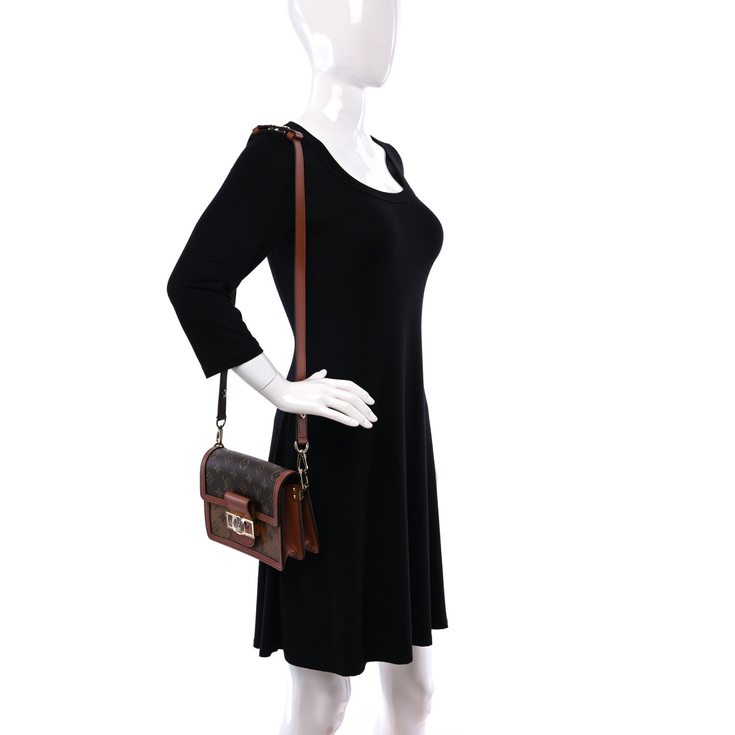 Louis Vuitton Reverse Monogram Dauphine Mini 2 of 9