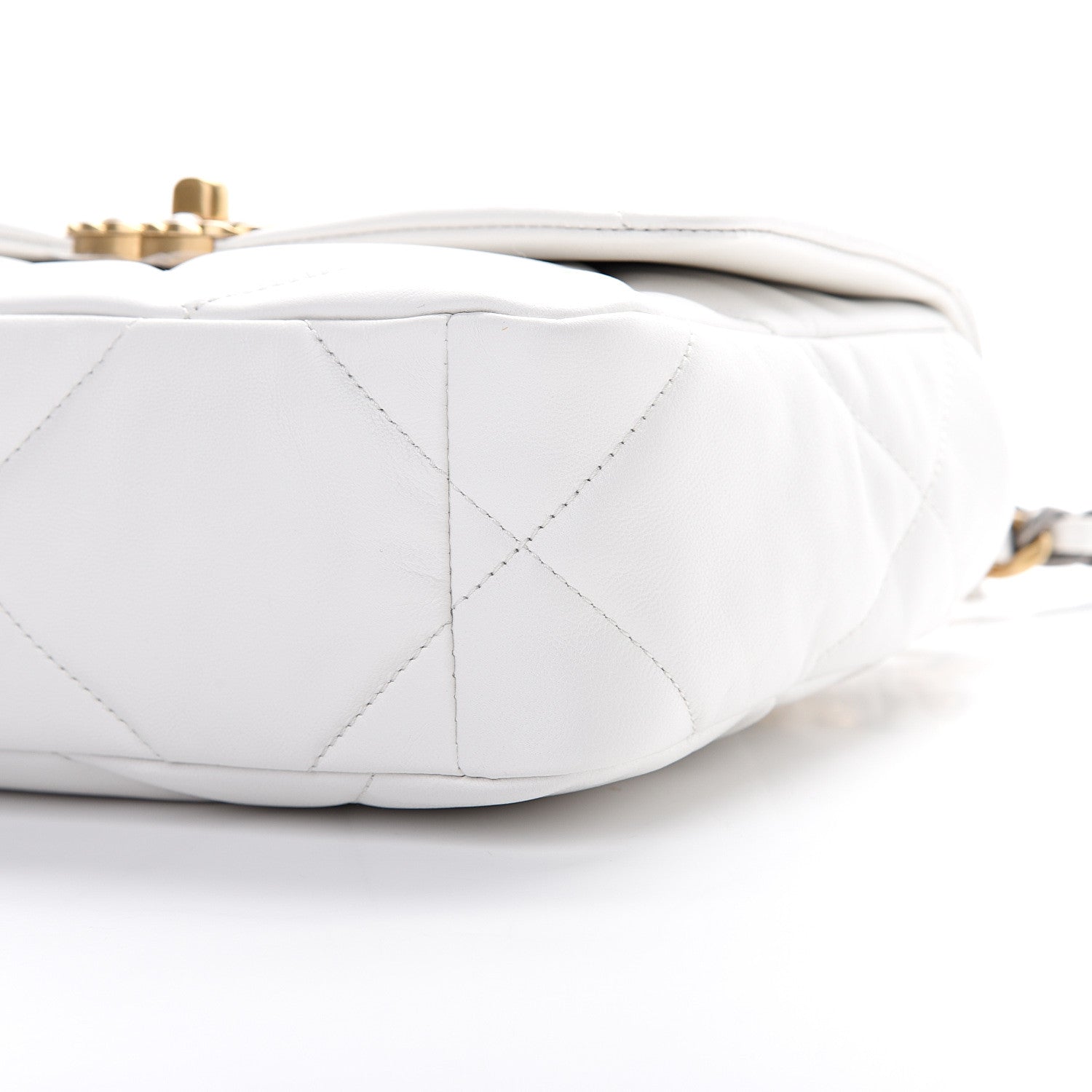 Chanel Goatskin Quilted Medium 19 Flap White 9 of 10