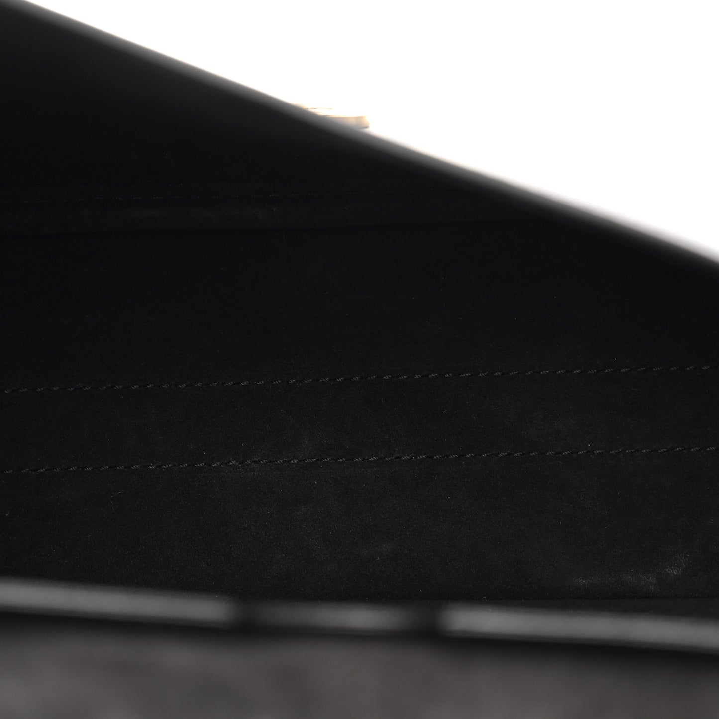 Box Calfskin Large Bobby Flap Black