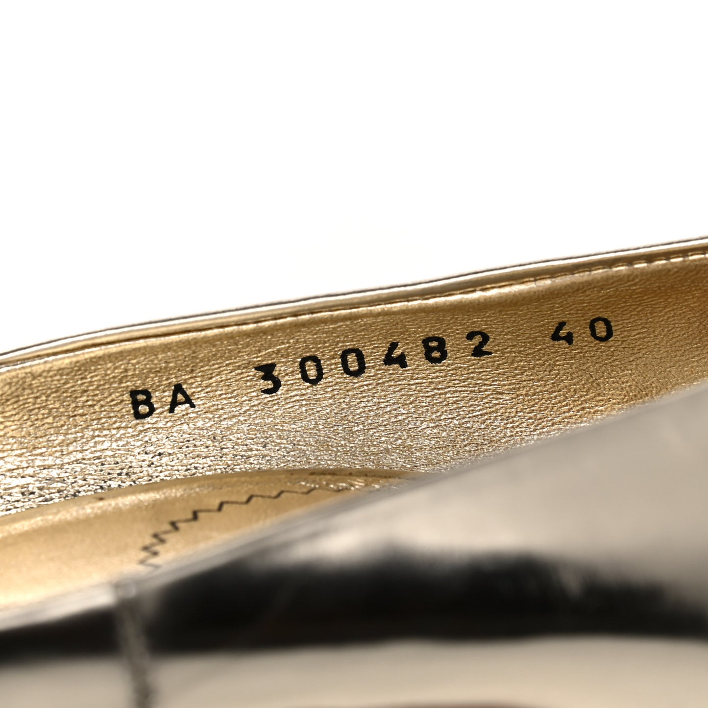 Calfskin Clara Pumps 40 Gold