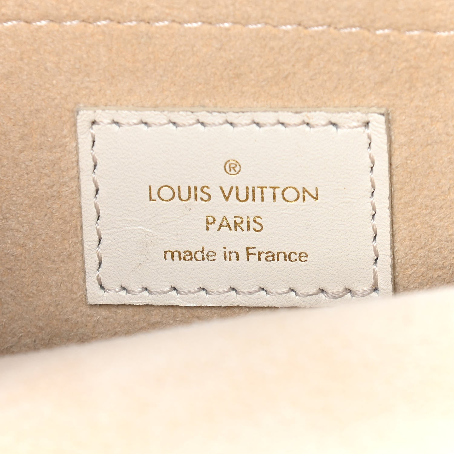Louis Vuitton Mini Lin Trapeze PM Camel 6 of 8