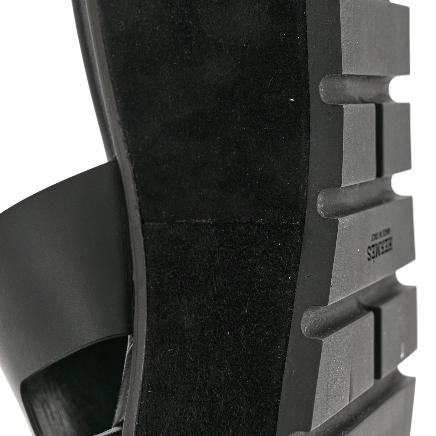 Calfskin Suede Eze 30 Sandals 38 Black