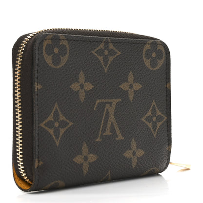 Louis Vuitton Monogram 2022 Christmas Animation New York Soho Zippy Coin Purse Yellow 3 of 7