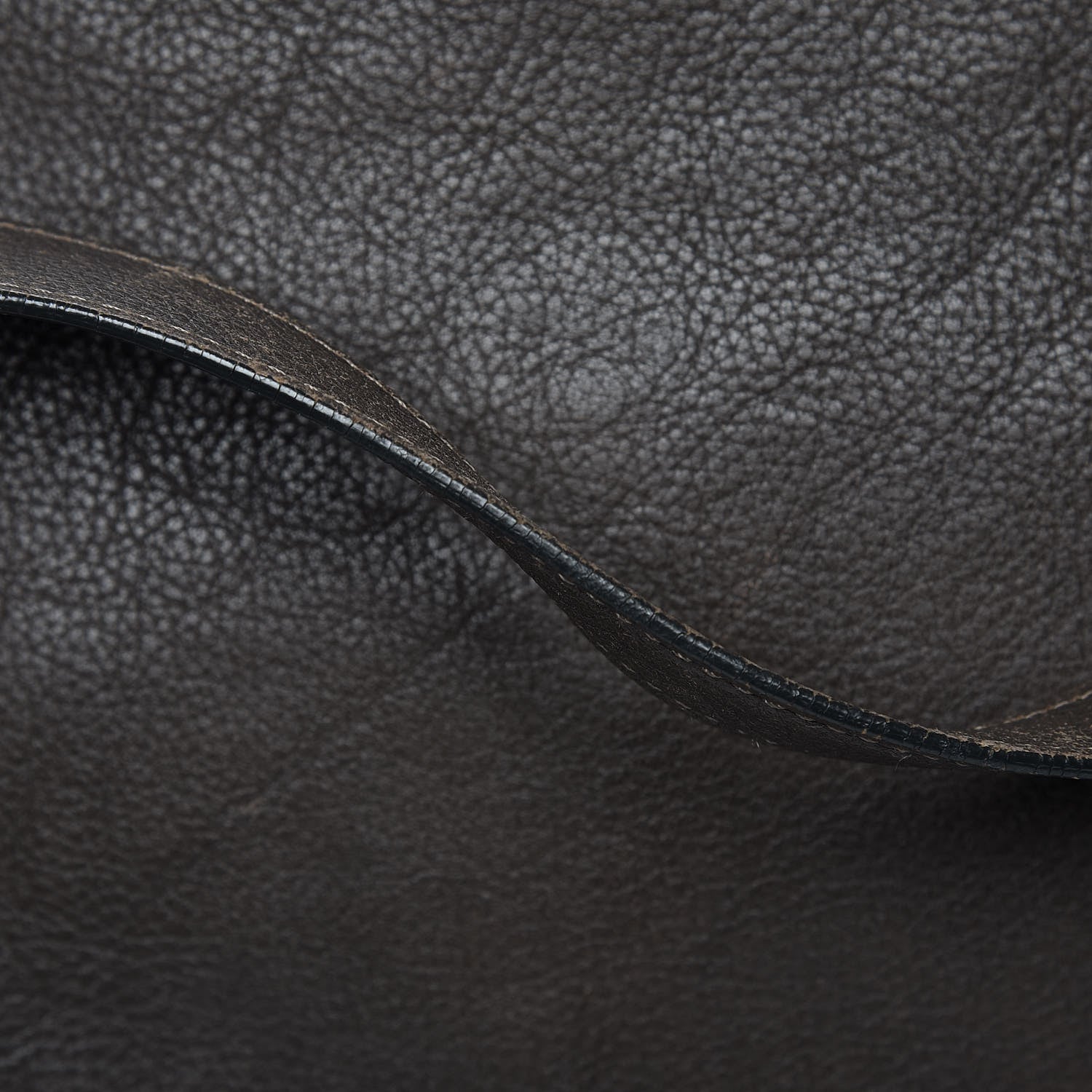 Chloe Calfskin Large Paraty Rock 14 of 22