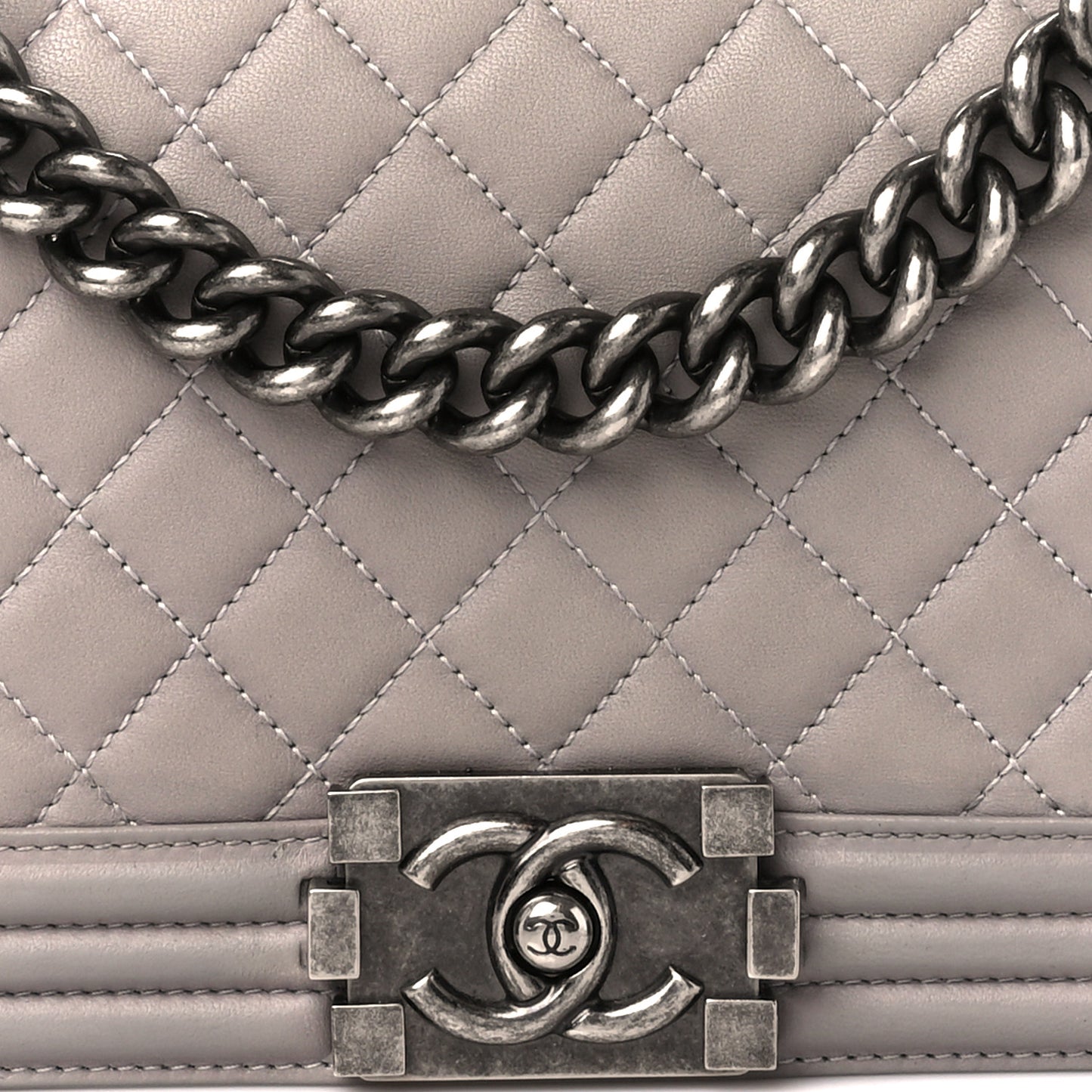 Lambskin Quilted Medium Boy Flap Grey